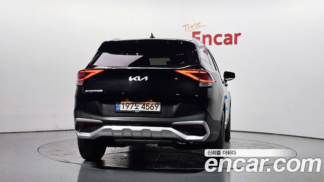 Kia Sportage (V) Gasoline 1.6 Turbo 2WD Prestige 2022 — фото 4