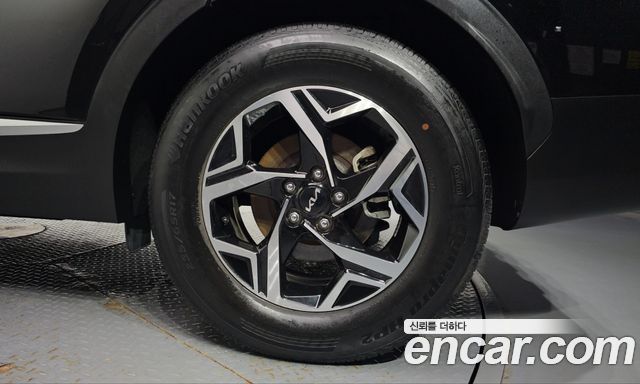 Kia Sportage (V) Gasoline 1.6 Turbo 2WD Prestige 2022 — фото 21
