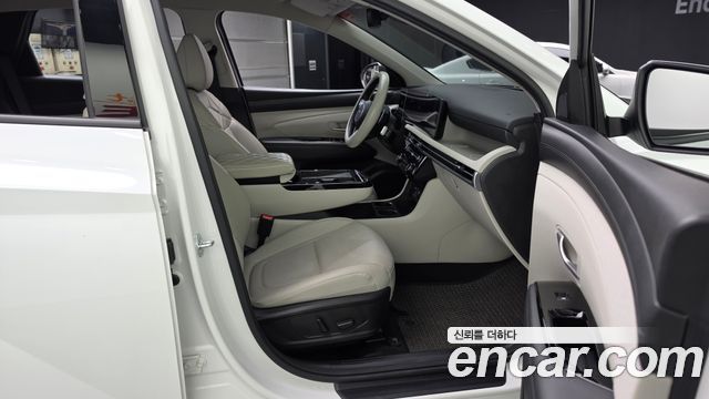 Hyundai Tucson (NX4) Gasoline 1.6 Turbo 2WD Premium 2024 — фото 11
