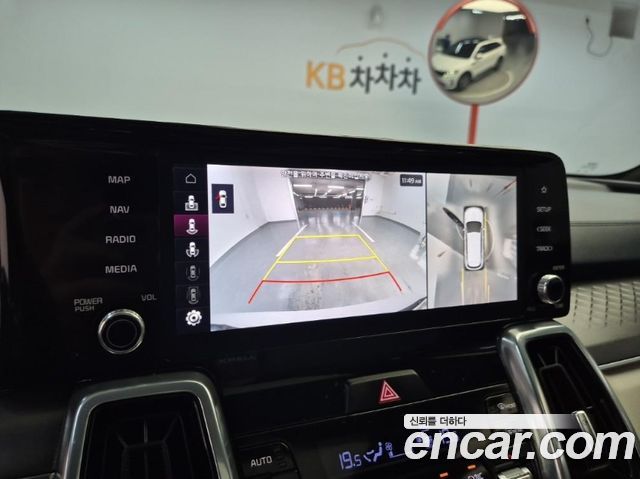 Kia Sorento (IV) HEV 1.6 2WD Gravity 2023 — фото 16