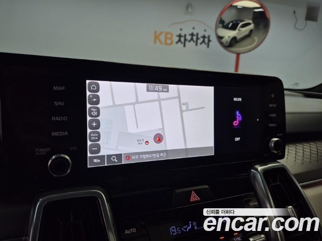 Kia Sorento (IV) HEV 1.6 2WD Gravity 2023 — фото 17