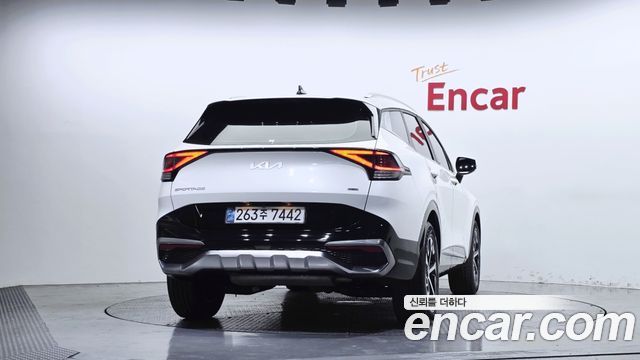 Kia Sportage Hybrid (V) Signature 2WD 2024 — фото 4