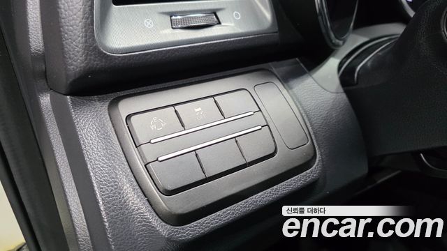 KG Mobility (SsangYong) Tivoli Armor VX 2WD 2018 — фото 12