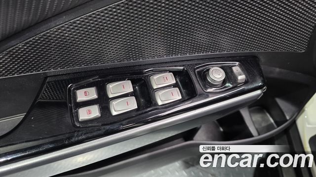 KG Mobility (SsangYong) Tivoli Armor VX 2WD 2018 — фото 18