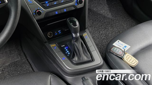 Hyundai Avante (AD) 1.6 GDI Value Plus 2018 — фото 9