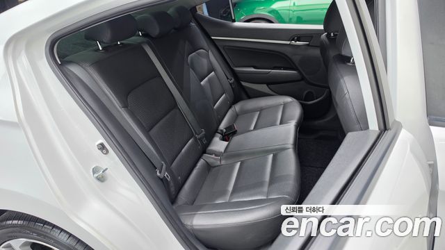 Hyundai Avante (AD) 1.6 GDI Value Plus 2018 — фото 29