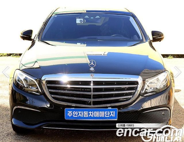 Mercedes-Benz E-Class (W213) E300 4MATIC Exclusive