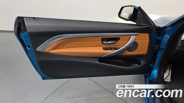 BMW 4 Series (F32) 430i M Sport Convertible 2018 — фото 25