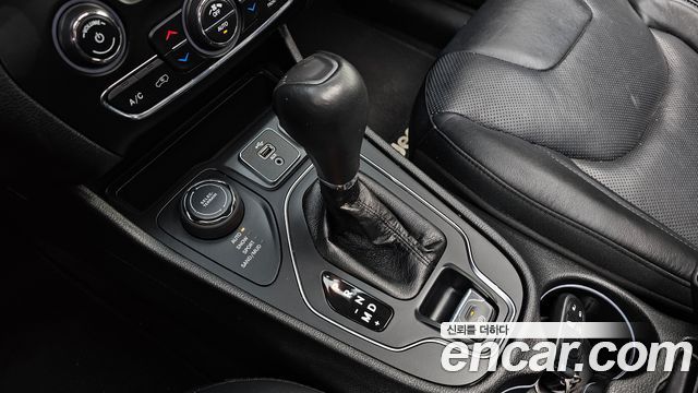 Jeep Cherokee (KL) 2.4 Longitude High AWD 2019 — фото 9