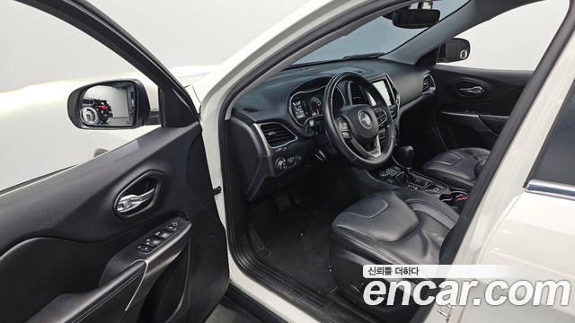 Jeep Cherokee (KL) 2.4 Longitude High AWD 2019 — фото 11