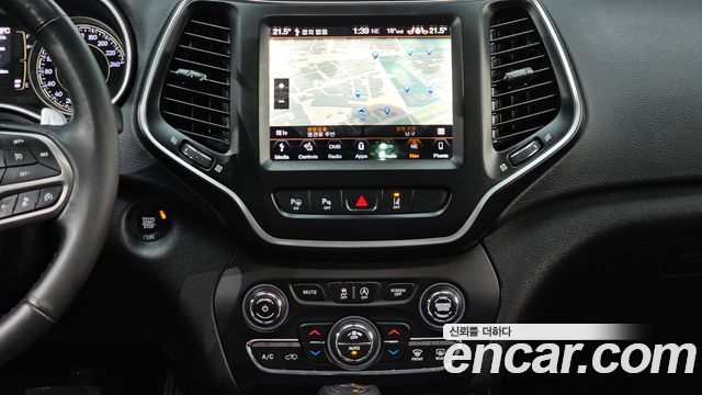 Jeep Cherokee (KL) 2.4 Longitude High AWD 2019 — фото 13