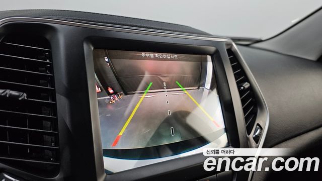 Jeep Cherokee (KL) 2.4 Longitude High AWD 2019 — фото 14