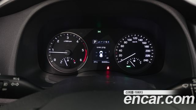 Hyundai Tucson Diesel 2.0 4WD Modern 2018 — фото 8