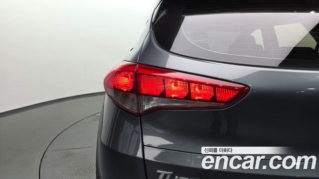 Hyundai Tucson Diesel 2.0 4WD Modern 2018 — фото 23
