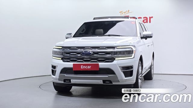 Ford Expedition Platinum 4WD 7Seater 2022 — фото 3