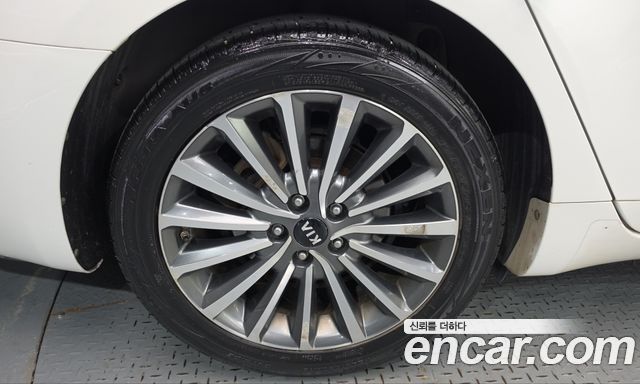 Kia K7 2.4 GDI Prestige 2017 — фото 5