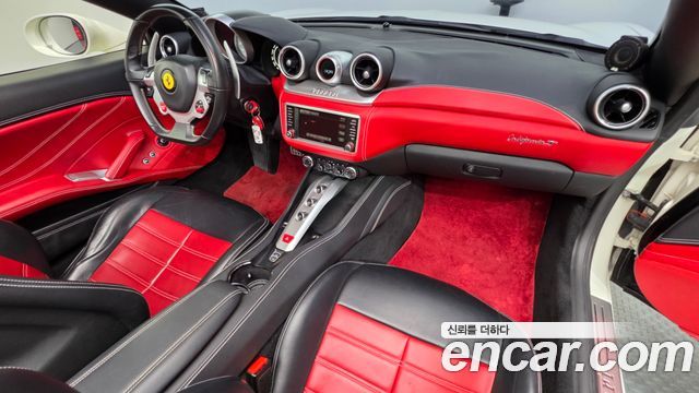 Ferrari California T 3.9 V8 2016 — фото 7