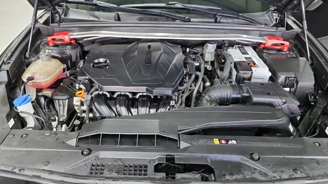 Kia K8 2.5 Gasoline 2WD Signature 2022 — фото 6