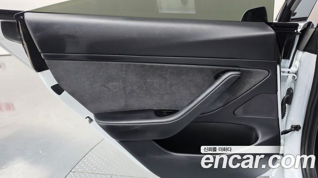 Tesla Model 3 Long Range AWD 2020 — фото 25
