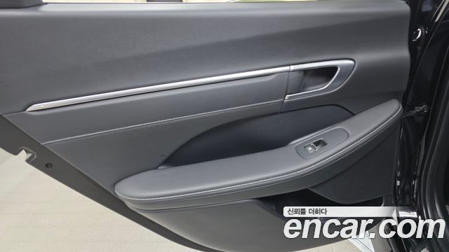 Hyundai Sonata (DN8) 2.0 Premium Plus 2023 — фото 25