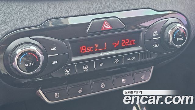 Kia Sorento Diesel 2.2 4WD Noblesse Special 2015 — фото 15