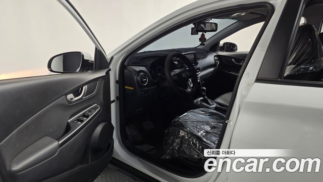 Hyundai Kona 1.6 Turbo 2WD Modern 2018 — фото 10