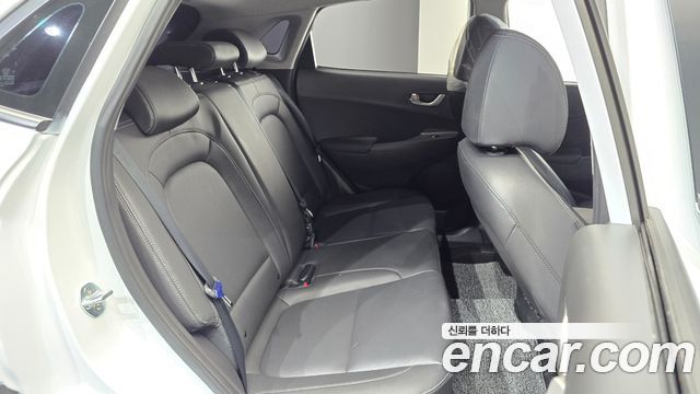 Hyundai Kona 1.6 Turbo 2WD Modern 2018 — фото 11