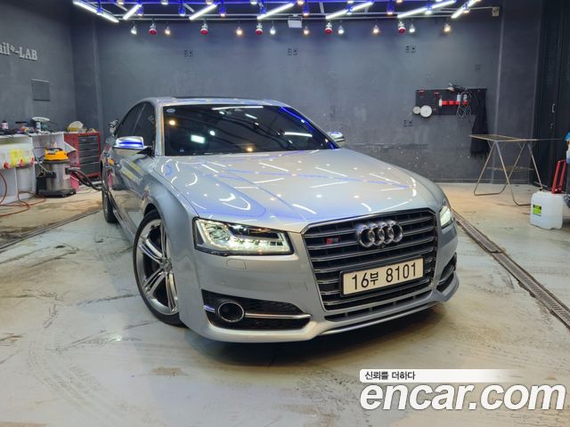 Audi S8 4.0 TFSI quattro D4 2015 — фото 5