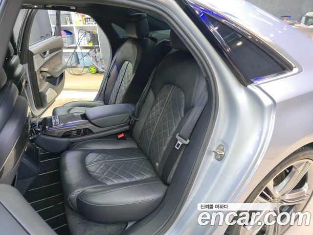 Audi S8 4.0 TFSI quattro D4 2015 — фото 22