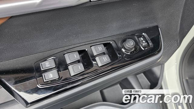 KG Mobility (SsangYong) Torres Gasoline 1.5 2WD T7 2023 — фото 18