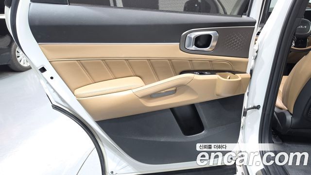 Kia Sorento (IV) HEV 1.6 2WD Gravity 2024 — фото 25