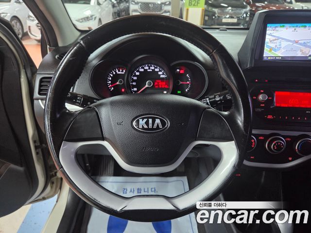 Kia Morning Deluxe Trendy 2014 — фото 16