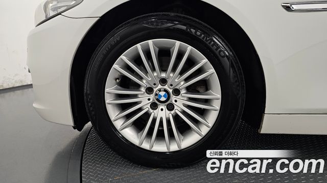 BMW 5 Series (F10) 520d 2014 — фото 5