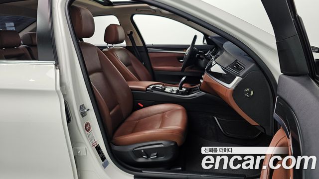 BMW 5 Series (F10) 520d 2014 — фото 11
