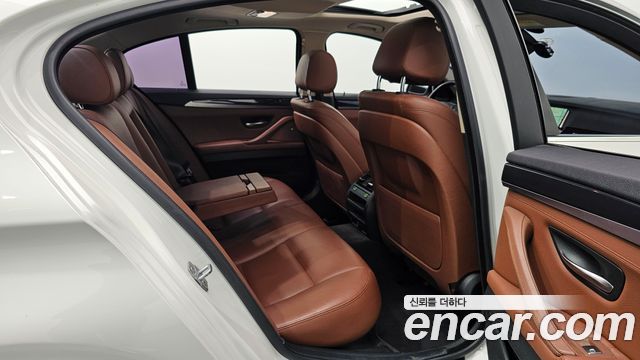 BMW 5 Series (F10) 520d 2014 — фото 12