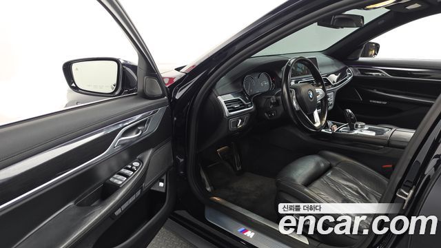 BMW 7 Series (G11) 740Li xDrive M Sport Package 2018 — фото 10