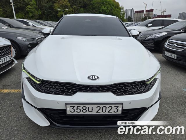 Kia K5 (III) 2.0 Noblesse