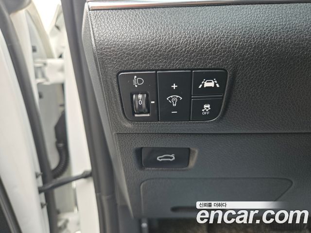 Kia K5 (III) 2.0 Noblesse 2020 — фото 11
