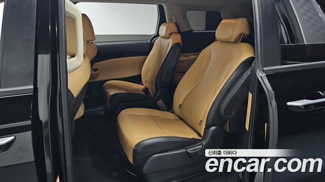 Kia Carnival (IV) Diesel 9-Seater Prestige 2022 — фото 12