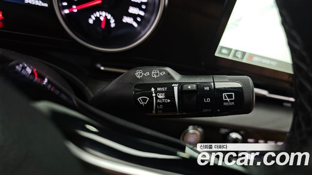 Kia Carnival (IV) Diesel 9-Seater Prestige 2022 — фото 31