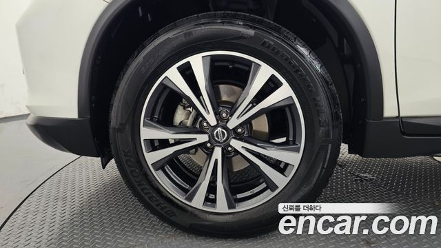 Nissan X-Trail 2.5 4WD 2018 — фото 5