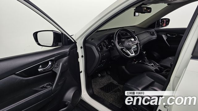 Nissan X-Trail 2.5 4WD 2018 — фото 10