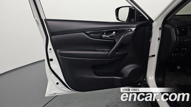 Nissan X-Trail 2.5 4WD 2018 — фото 24