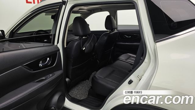 Nissan X-Trail 2.5 4WD 2018 — фото 26