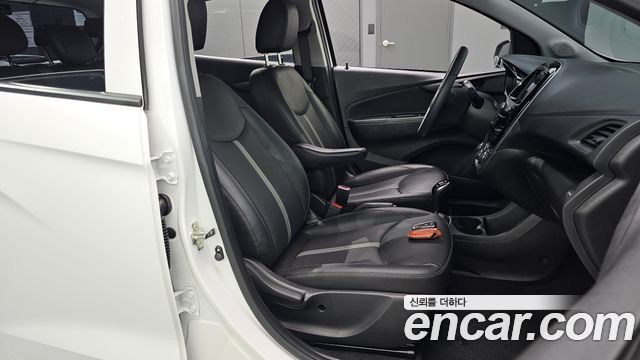 Chevrolet Spark LT 2022 — фото 26