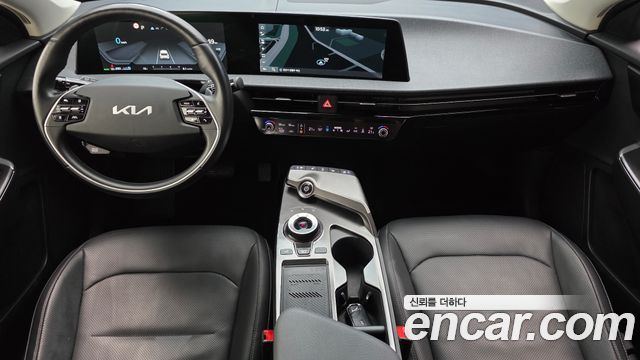 Kia EV6 Standard Air 2022 — фото 7
