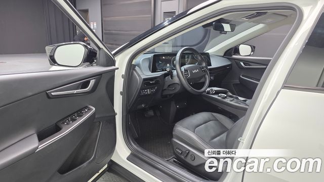 Kia EV6 Standard Air 2022 — фото 10