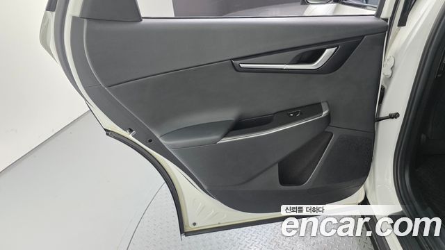 Kia EV6 Standard Air 2022 — фото 25