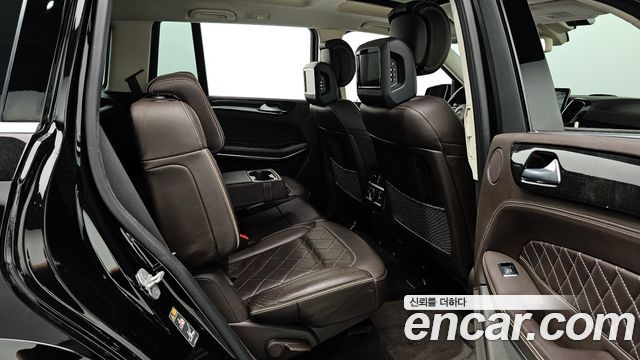 Mercedes-Benz GLS-Class (X166) GLS500 4MATIC 2017 — фото 12