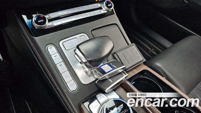 Genesis G90 3.8 AWD Prestige 2019 — фото 9
